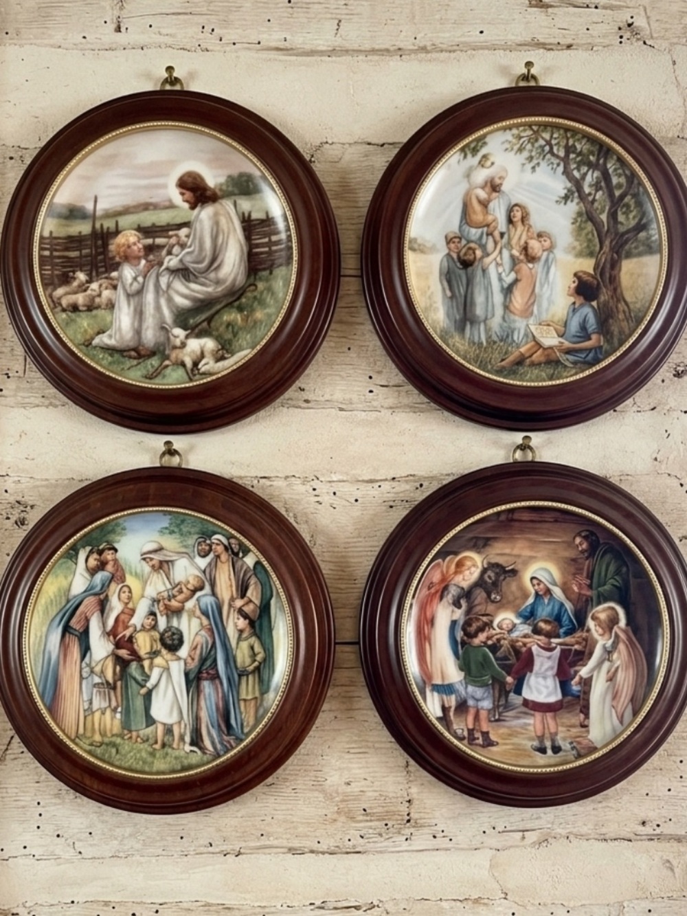 Bradford Exchange Set of 4 Religious Wall Art Plates 
Smythe Frames vintage